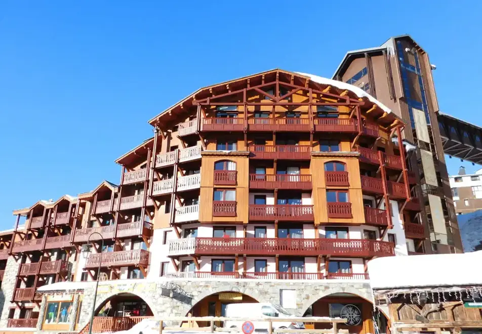 Village Montana, Val Thorens (self catered apartments)
