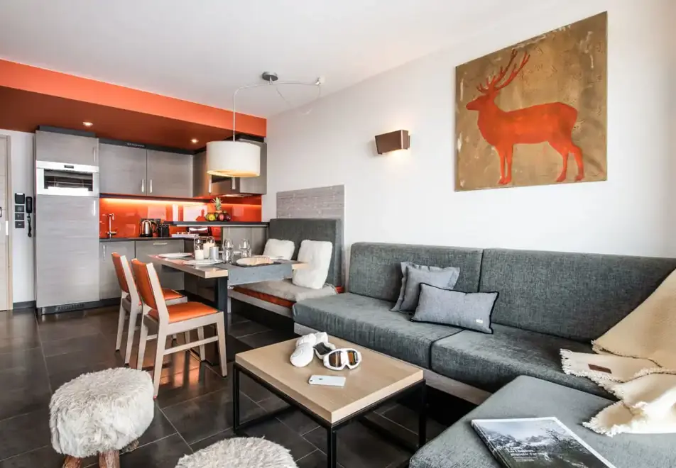 Plein Sud, Val Thorens (self catered apartments) - Typical apartment for 4 style