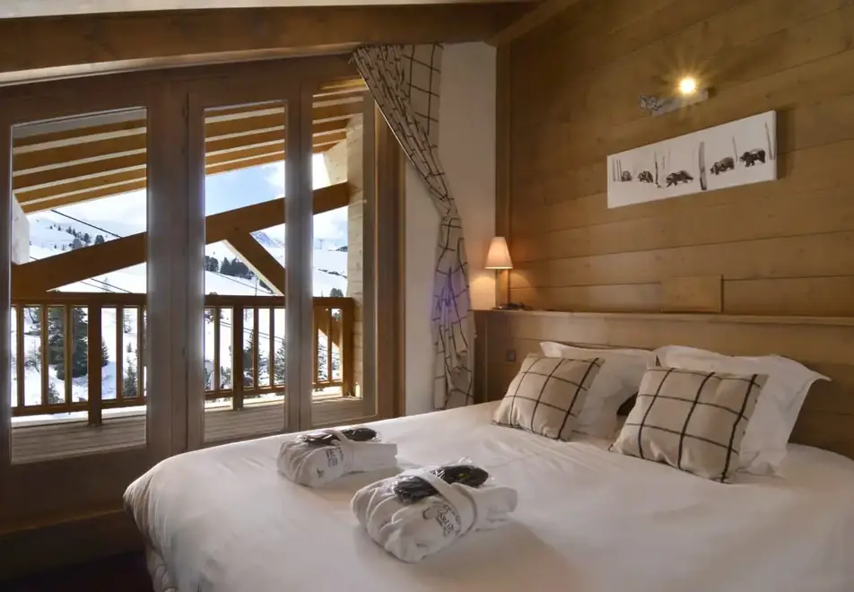 Hotel Carlina, Belle Plagne (hotel) - Typical 12 person apartment style