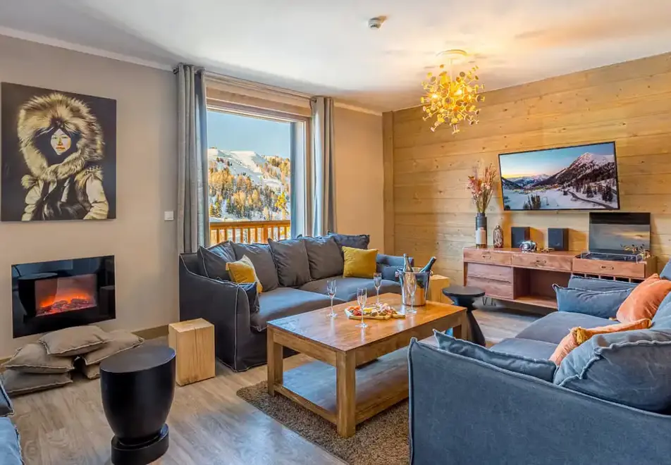 Carlina Chalets, Belle Plagne (part-catered chalets) - Typical chalet style