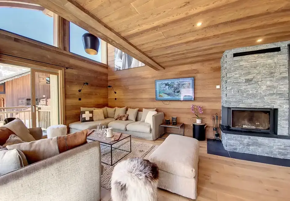 Chalet Edelweiss, Le Bettex (self catered chalet) - Open plan living and dining area