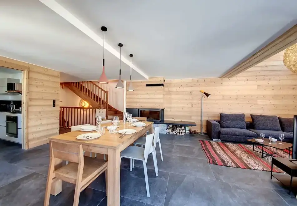 Chalet Rocher, Le Bettex (self catered chalet) - Open plan living and dining area