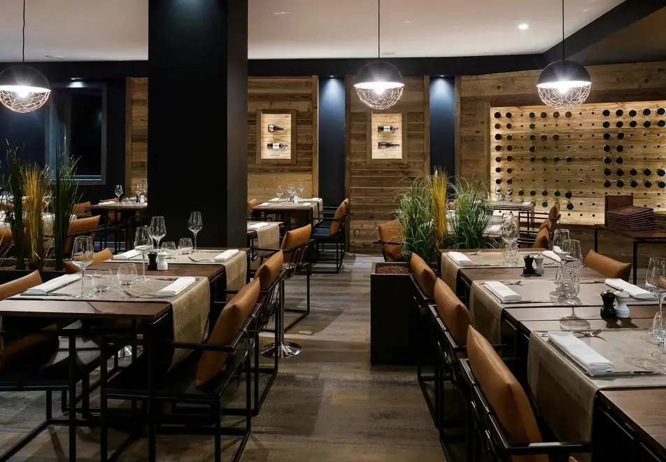 Whistler Lodge, Courchevel (self catered apartment) - Restaurant at nearly Le C