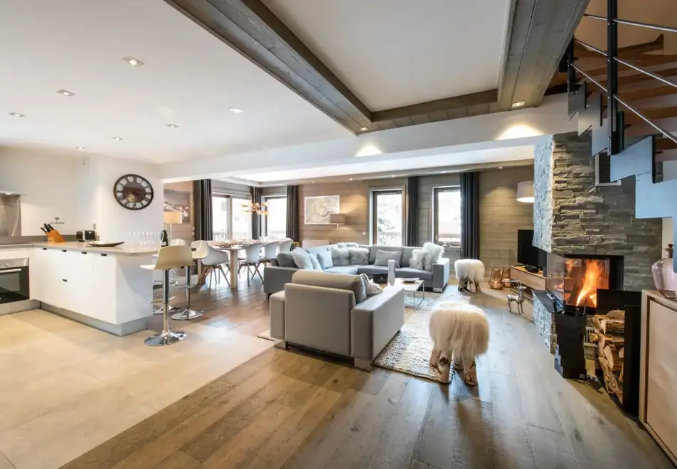Whistler Lodge, Courchevel (self catered apartment) - Apartment B13