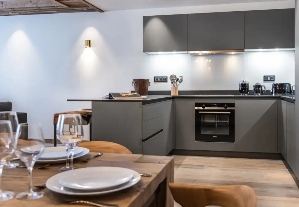 Alaska Lodge, Val d'Isere (self catered apartments) - Apartment 1