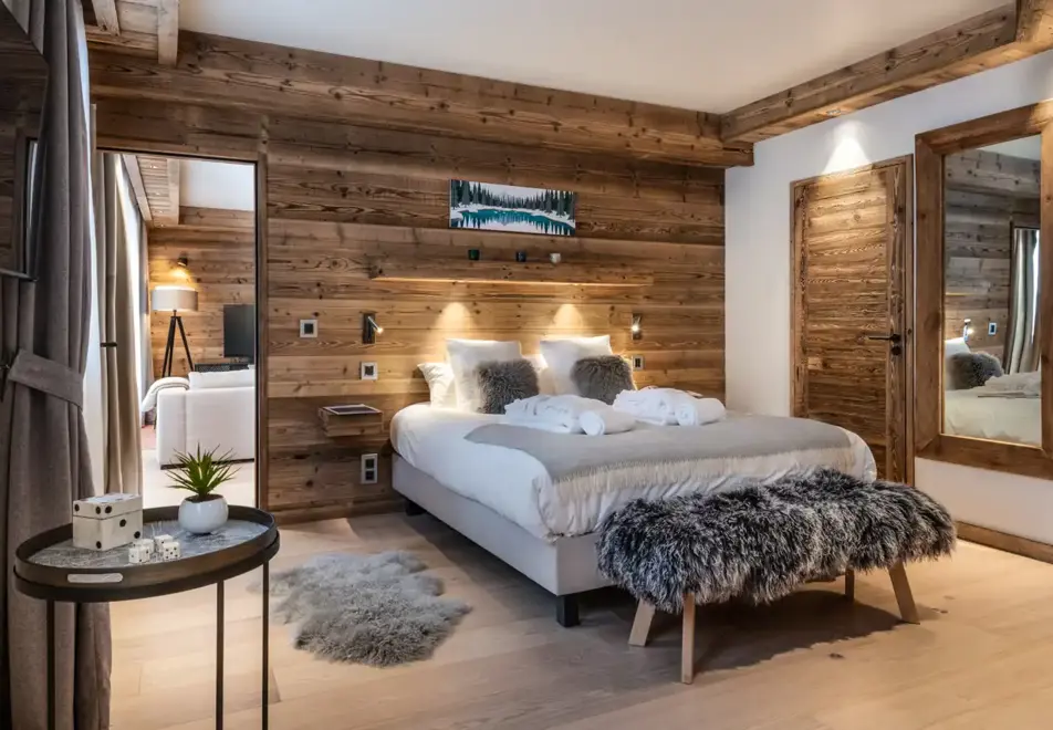 Alaska Lodge, Val d'Isere (self catered apartments) - Apartment 2