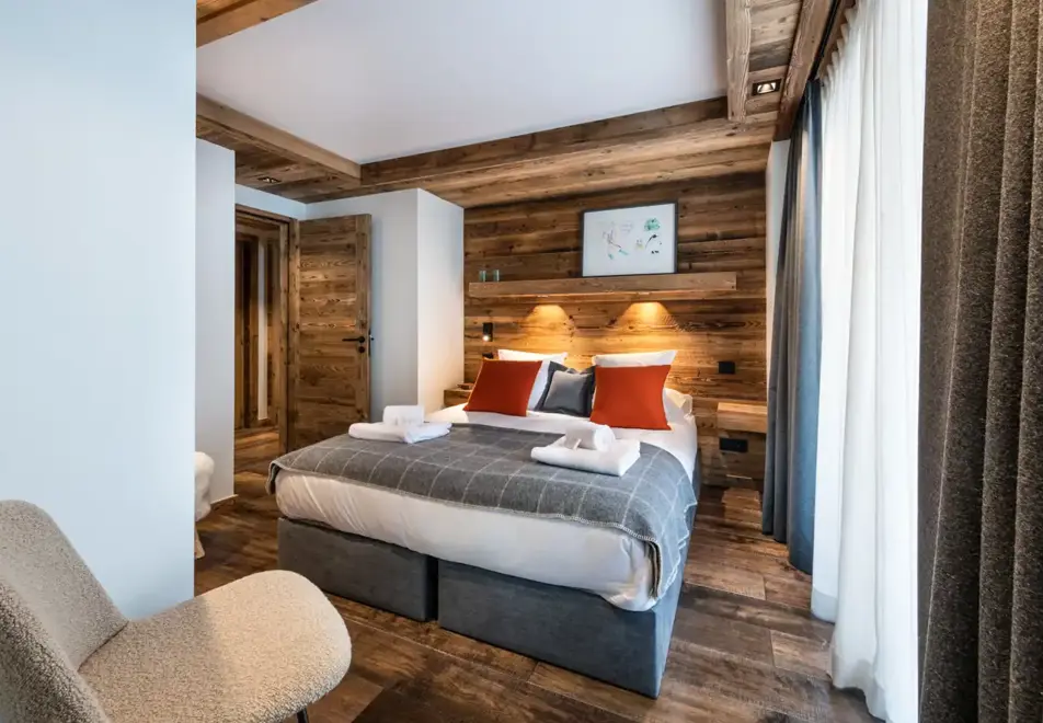 Vail Lodge, Val d'Isere (self catered apartments) - Apartment B32