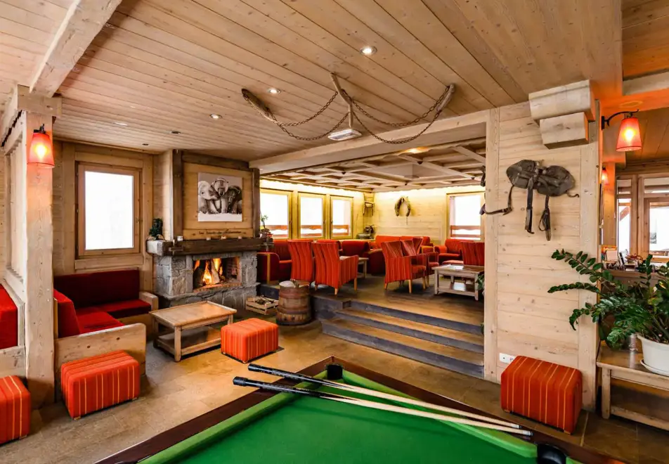 Les Hauts de Comborciere, La Toussuire (self catered apartments) - Reception lounge