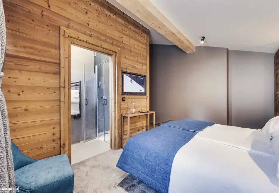 Avancher, Val d'Isere (self catered apartments & hotel) - Apartment Alix with fireplace