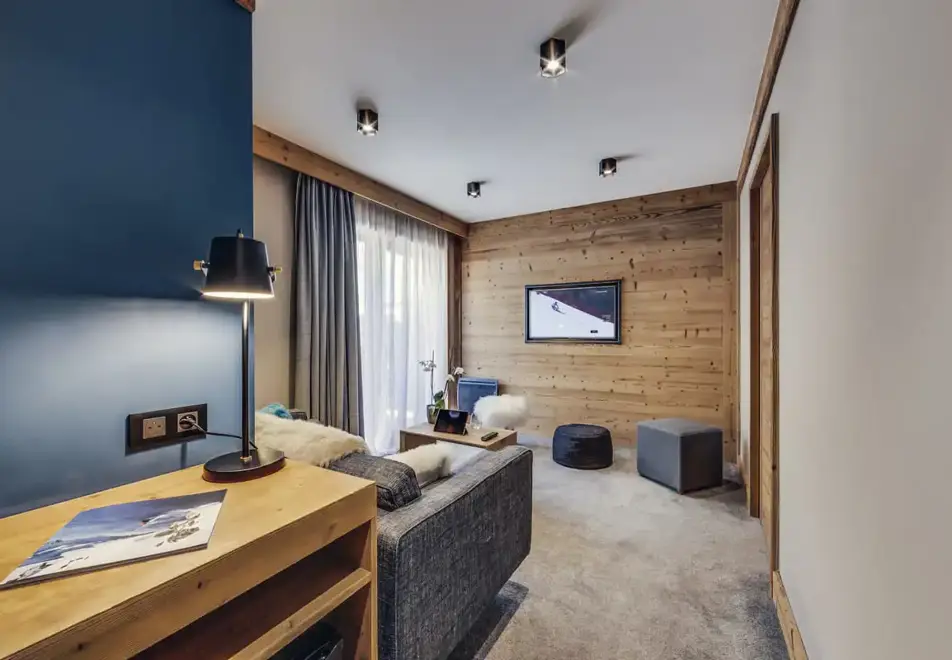 Avancher, Val d'Isere (self catered apartments & hotel) - Typical suite duplex room style in hotel