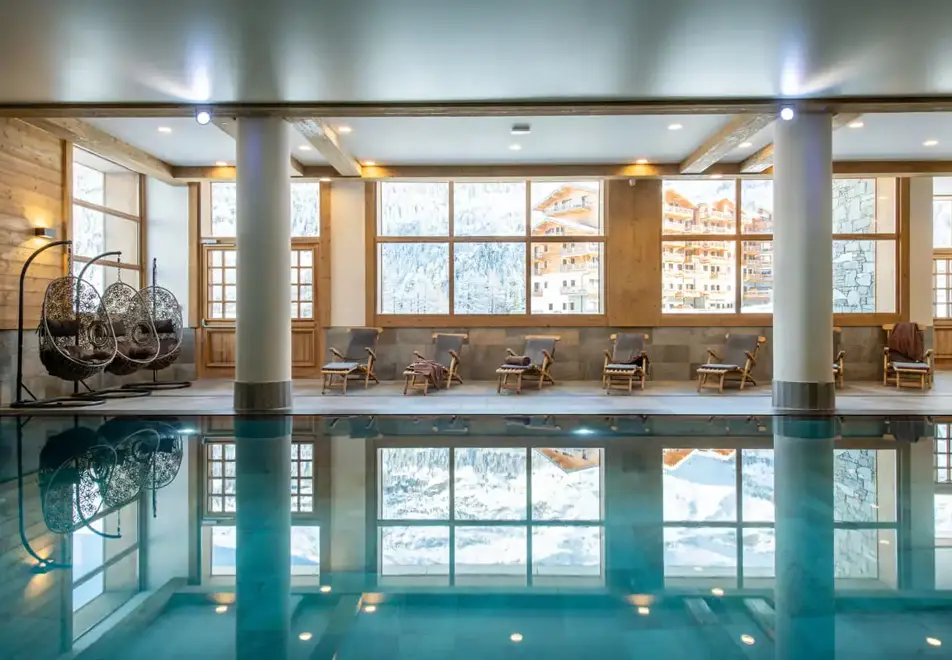 Lodge des Neiges, Tignes 1800 (self catered apartments) - Indoor pool