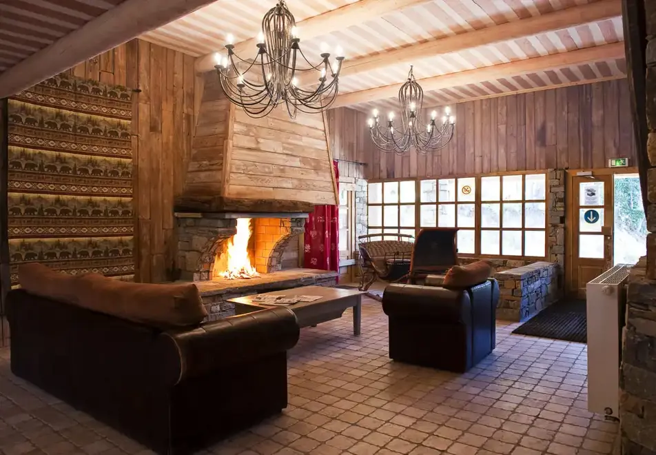 Chalet de l'Ours, Arc 2000 (self catered apartments) - Reception lounge