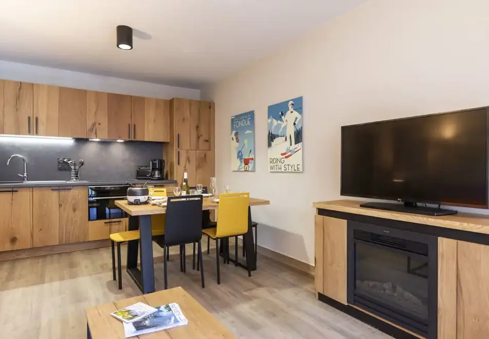 La Residence Club Samoens Village, Samoens (self catered apartments) - Typical 2 bed confort style apartment ©Manureyboz