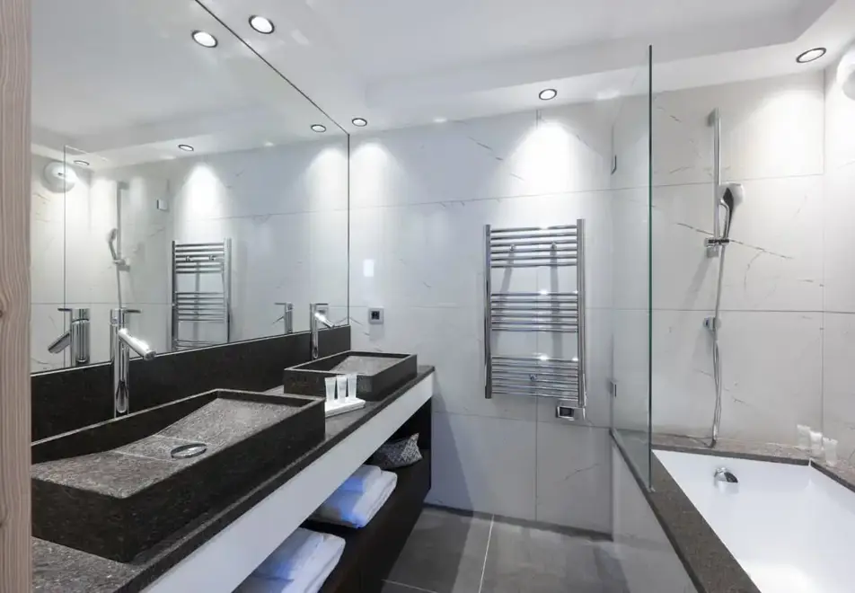 Alpen Lodge, La Rosiere (self catered apartments & hotel) - Typical suite junior style