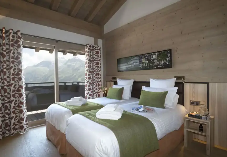 Alpen Lodge, La Rosiere (self catered apartments & hotel) - Typical suite apartment style