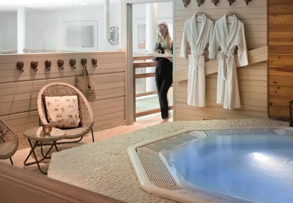 Chamois d'Or, Alpe d'Huez (hotel) - Hot tub