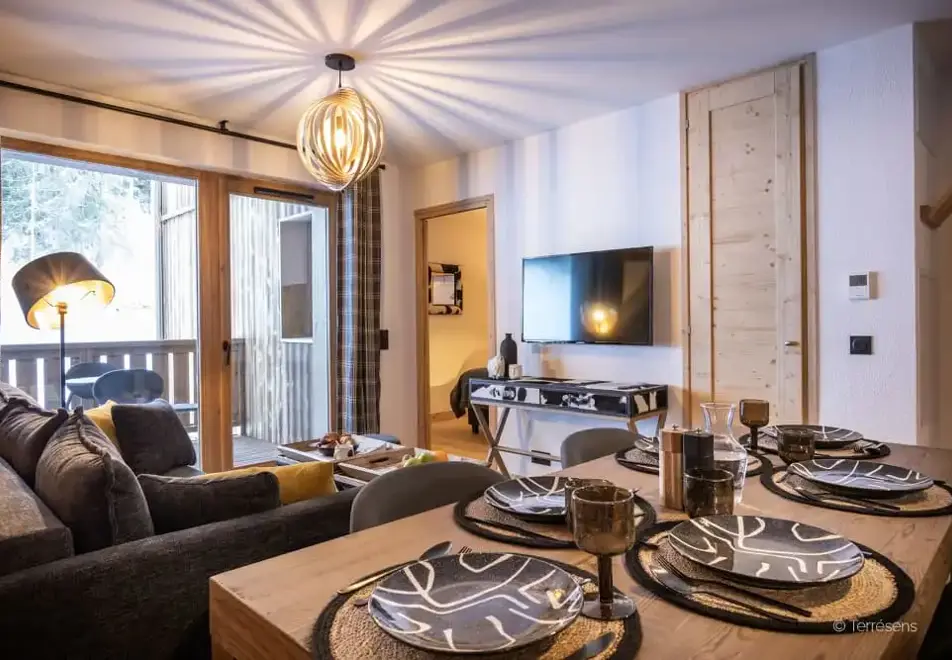 Snoroc, Plagne Montalbert (self catered apartments) - Typical 2 bedroom apartment style