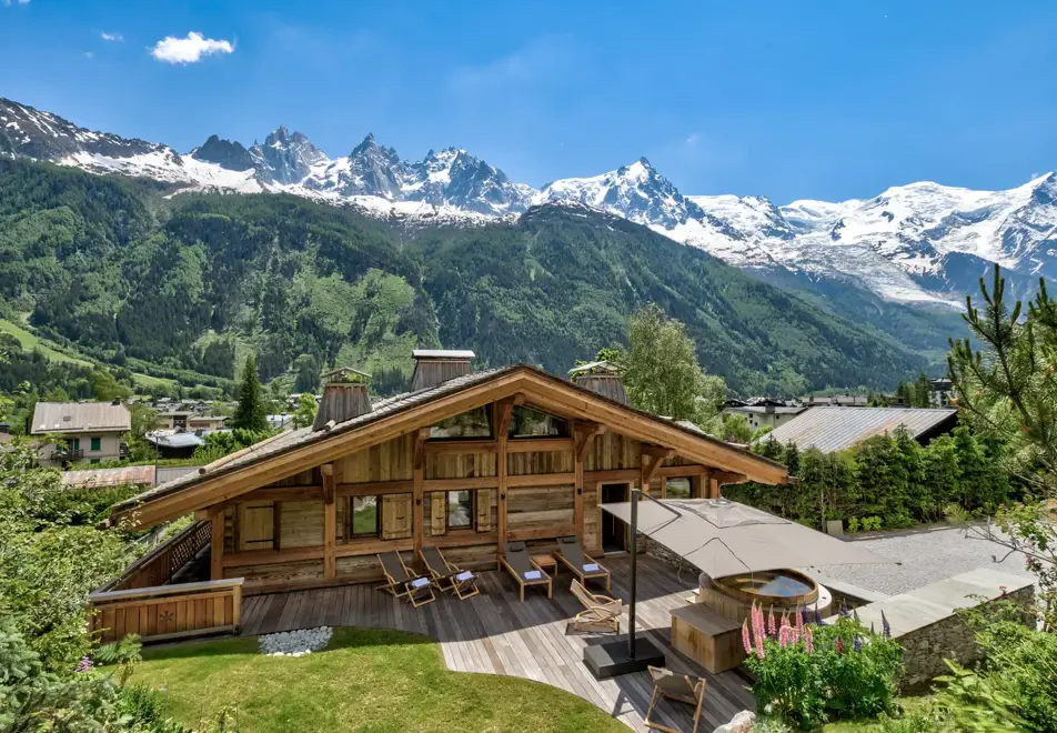 Chalet Alaska, Chamonix (self catered chalet) - Stunning summer location (©Adam Johnston)