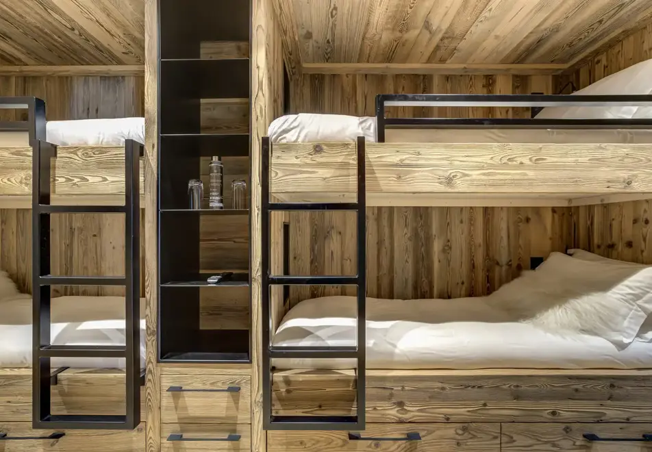 Chalet Azurite, Chamonix (self catered chalet) - Dormitory for 4 persons (©Adam Johnston)