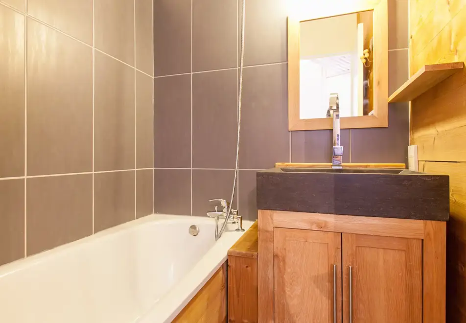 Fontaines Blanches, Avoriaz (self catered apartments) - 1 bedroom 4 comfort typical style