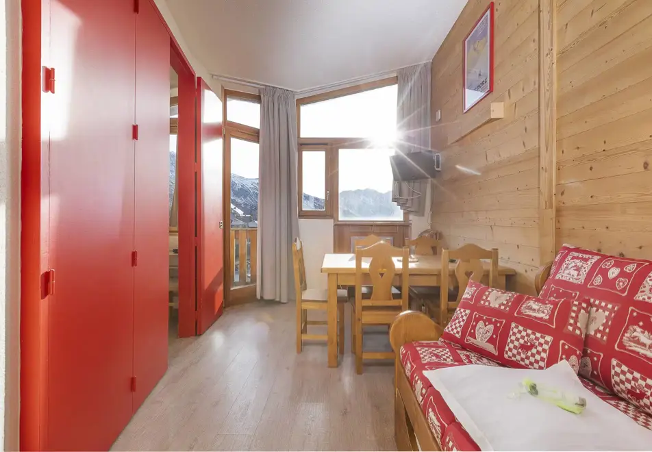 Fontaines Blanches, Avoriaz (self catered apartments) - 1 bedroom 4 charming typical style