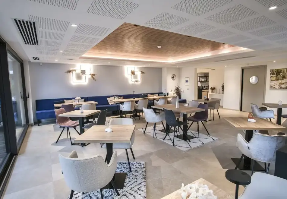 Villa Caroline, Lake Annecy - Restaurant