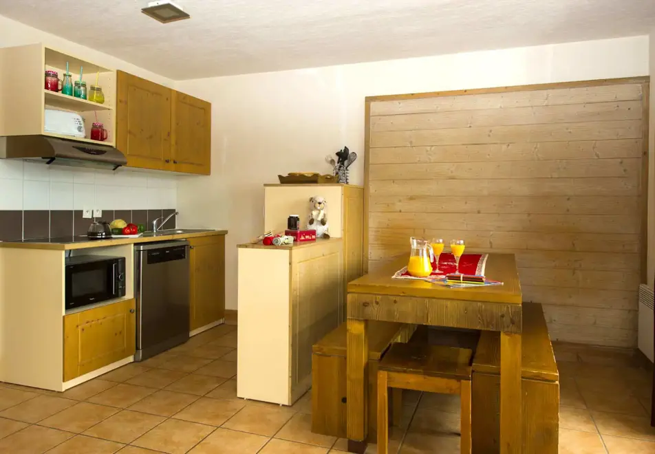 Les Chalets de Wengen, Les Coches (self catered apartments) - Typical apartment style