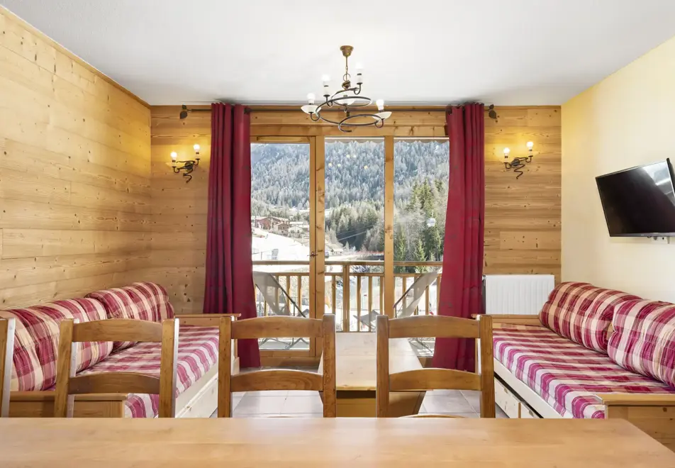 Les Balcons de Village, Val Cenis (self catered apartments) - Typical apartment style