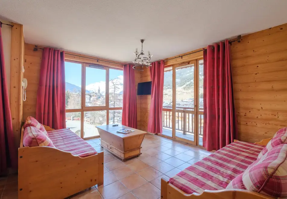 Les Balcons de Village, Val Cenis (self catered apartments) - Typical apartment style