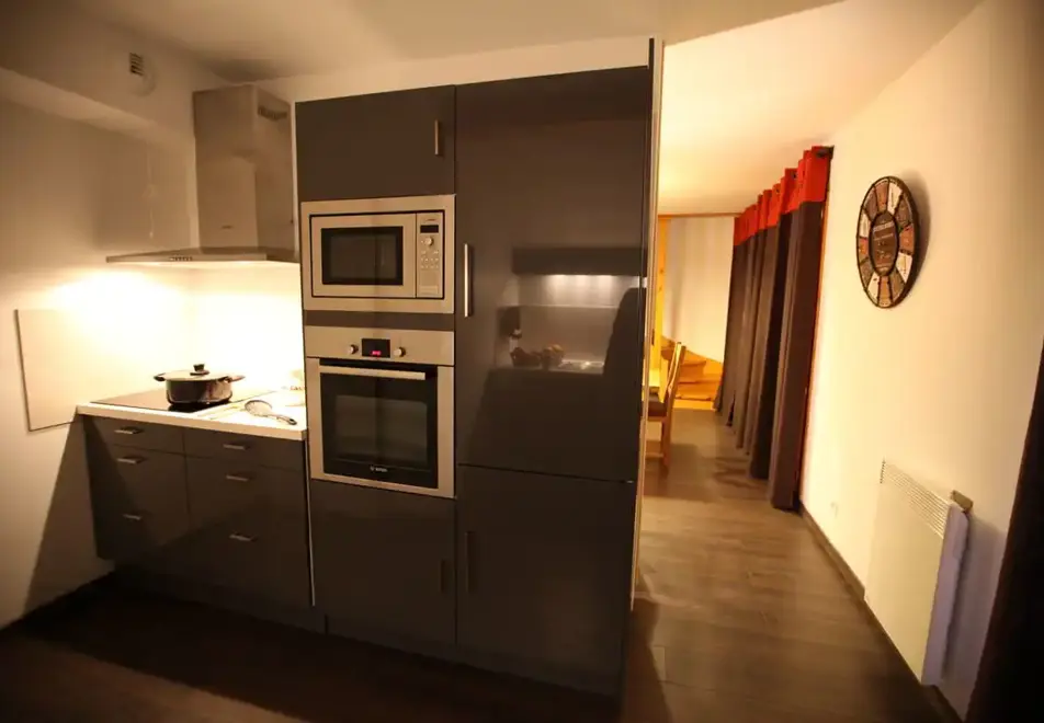 Les Chalets d'Adrien, Valloire (self catered apartments) - Adrien 4