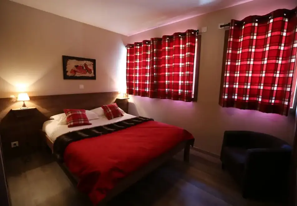 Les Chalets d'Adrien, Valloire (self catered apartments) - Adrien 6