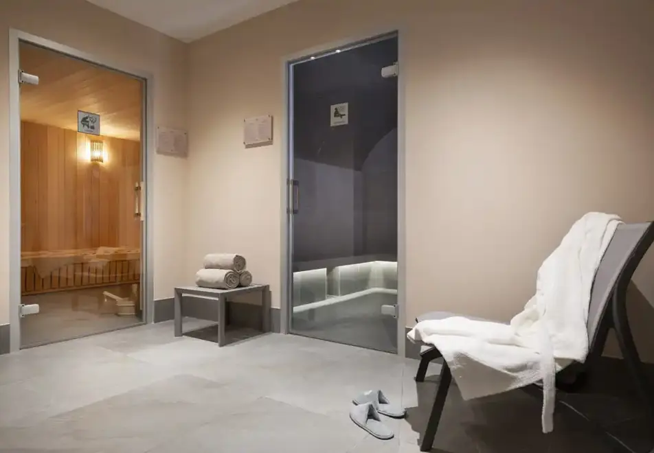 Manaka, Plagne Centre (self catered apartments) - Spa