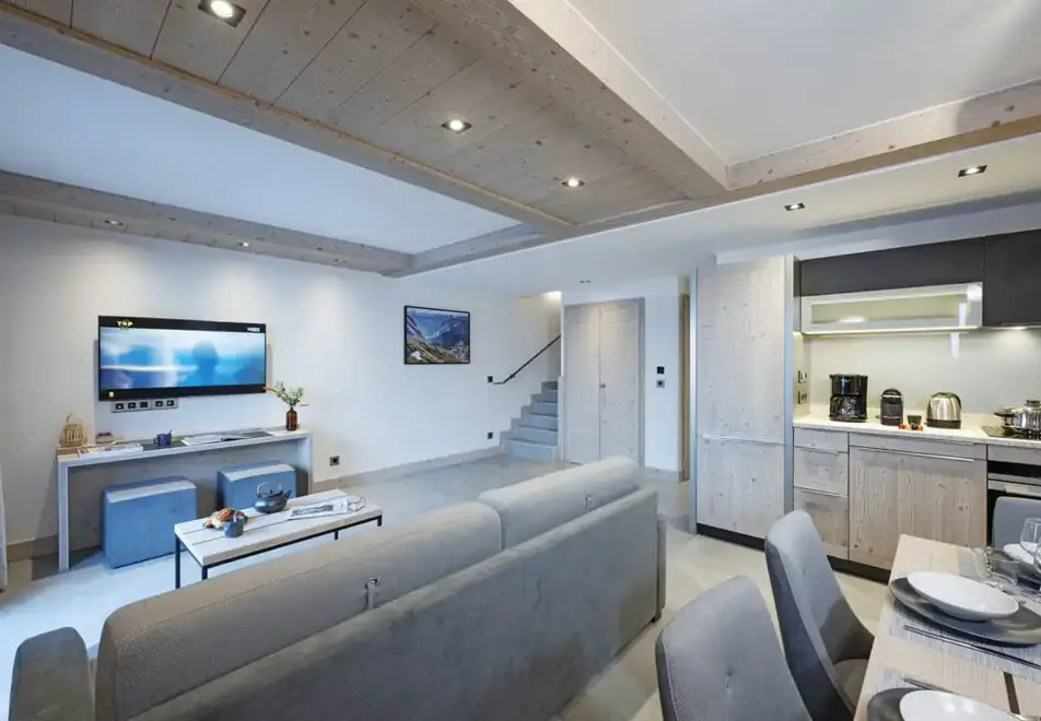 Hameau de l'Ours, Manigod (self catered apartments) - Typical 2 bedroom duplex style