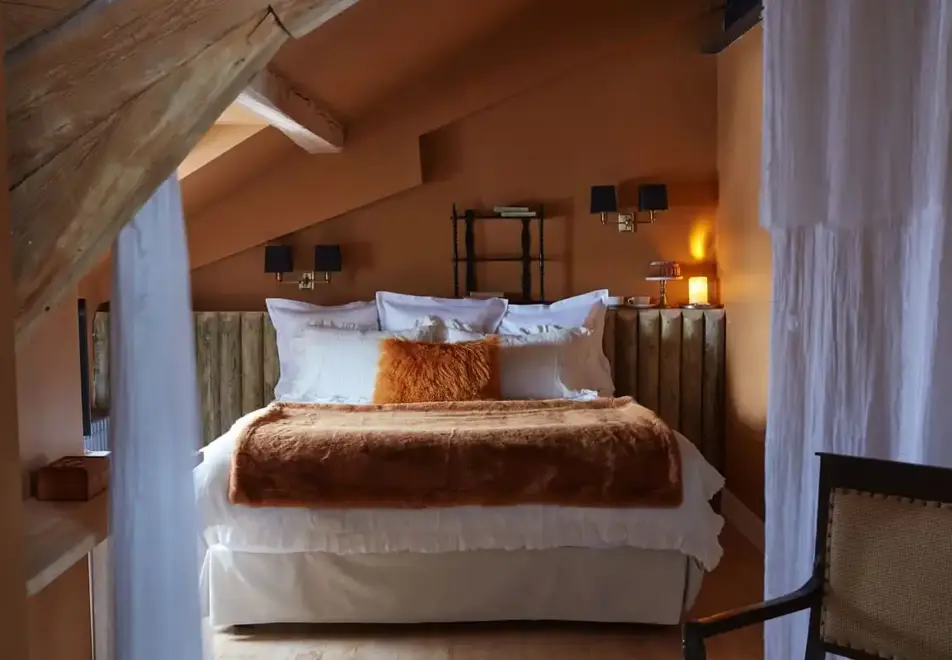 Grand Hotel Soleil d'Or, Megeve (hotel) - Typical room style