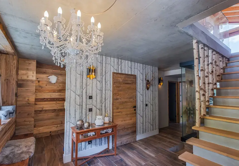 Chalet Blanc, St Martin de Belleville (self catered chalet) - Hallway