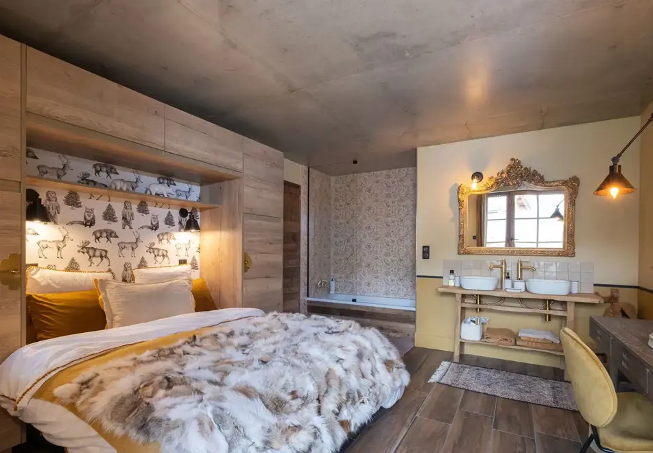 Chalet Blanc, St Martin de Belleville (self catered chalet) - Bedroom