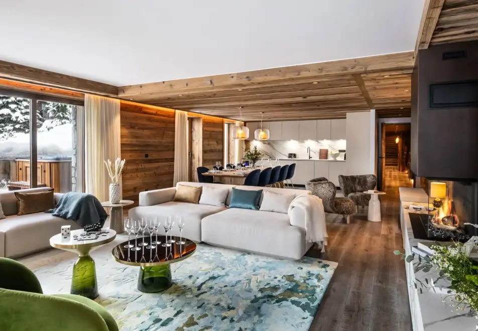 Silverstone Lodge, Val d'Isere (self catered chalet/apartment) - Number 1