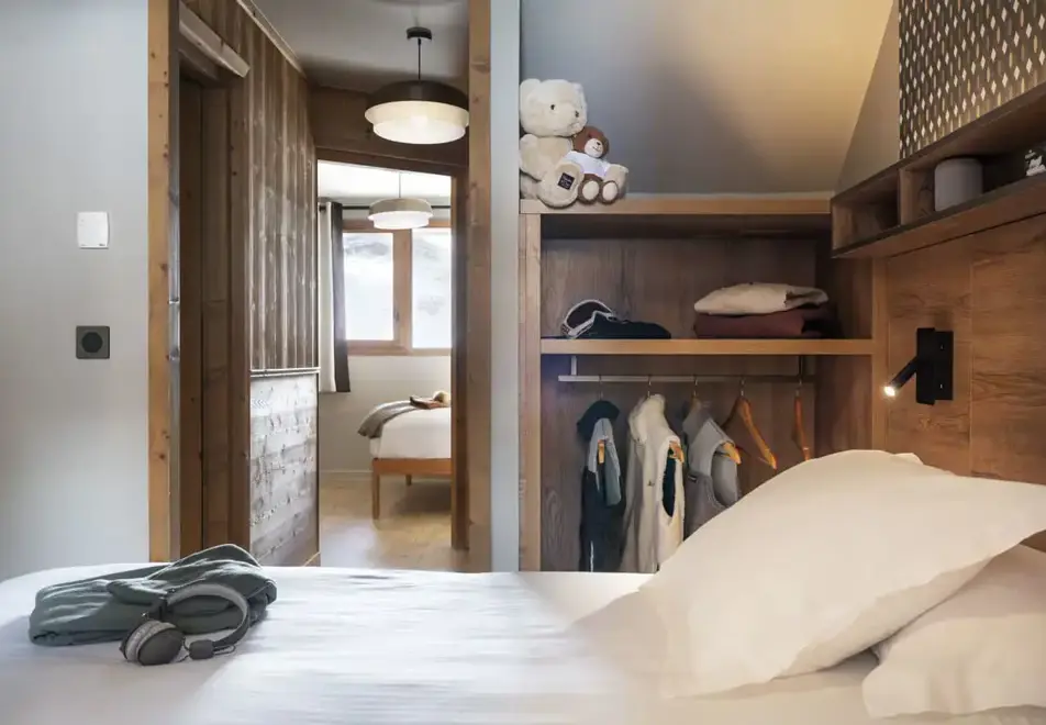 l'Oxalys, Val Thorens (self catered apartments) - Typical apartment style