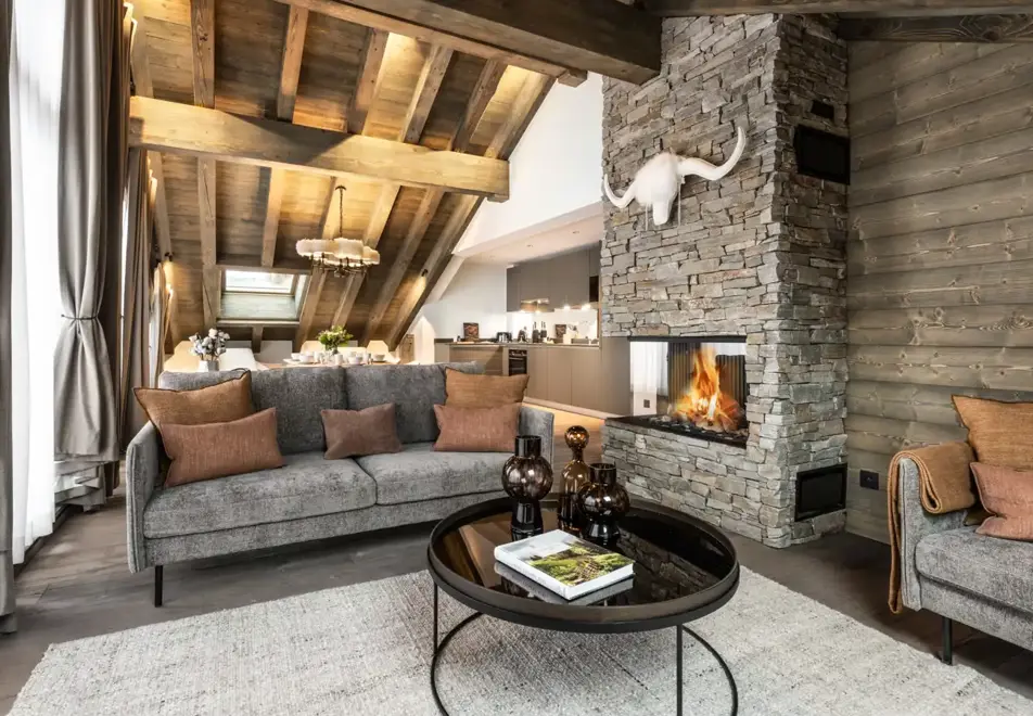 Falcon Lodge, Meribel (self catered apartments) - B30 (©Philippe Gal)