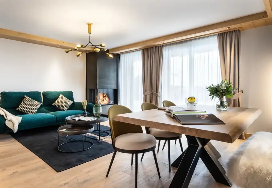 Falcon Lodge, Meribel (self catered apartments) - D01 (©Philippe Gal)