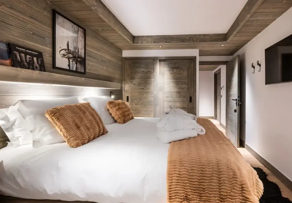 Falcon Lodge, Meribel (self catered apartments) - D02 (©Philippe Gal)