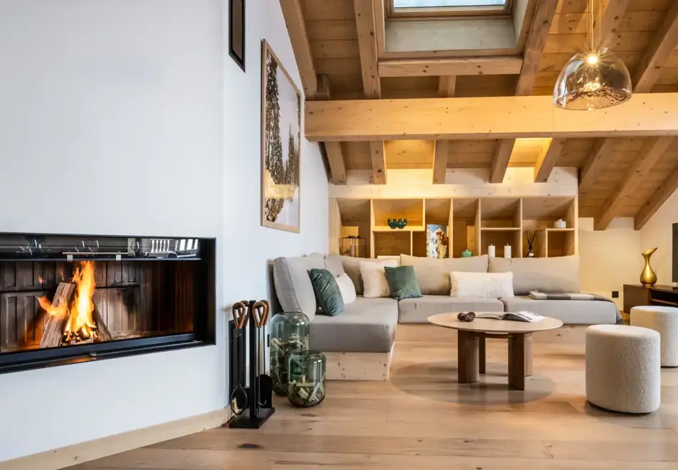 Falcon Lodge, Meribel (self catered apartments) - E31 (©Philippe Gal)