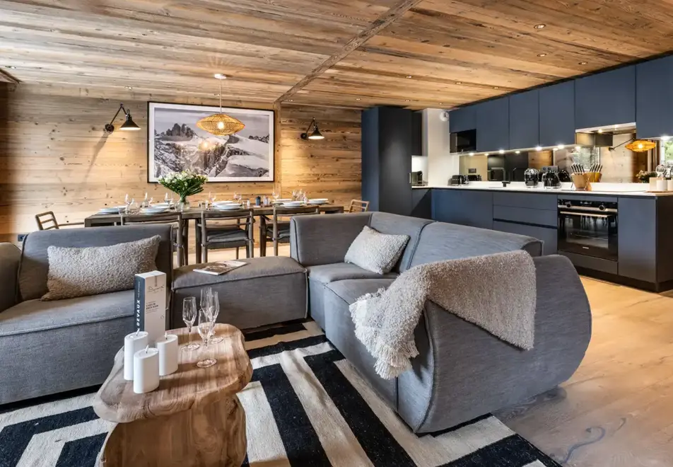 Falcon Lodge, Meribel (self catered apartments) - F12 (©Philippe Gal)