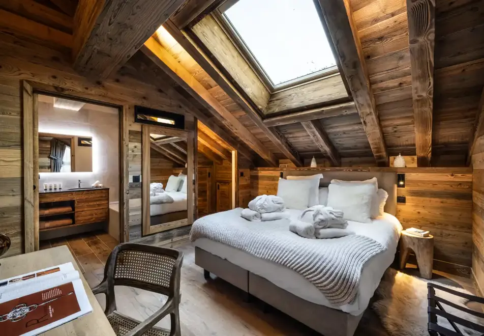Falcon Lodge, Meribel (self catered apartments) - F21 (©Philippe Gal)