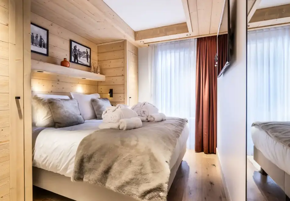 Falcon Lodge, Meribel (self catered apartments) - G12 (©Philippe Gal)