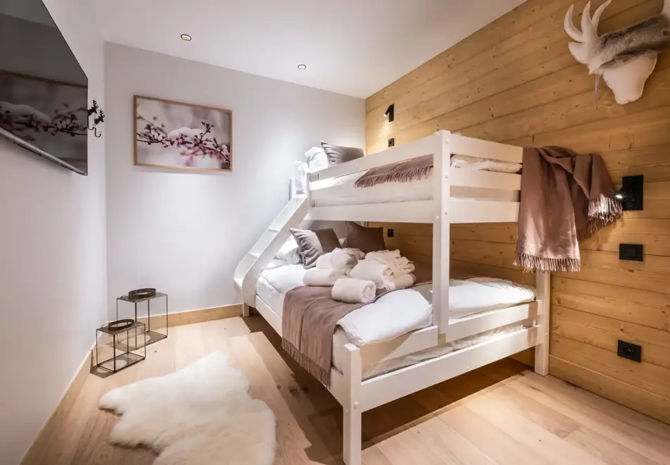 Falcon Lodge, Meribel (self catered apartments) - A11 (©Philippe Gal)