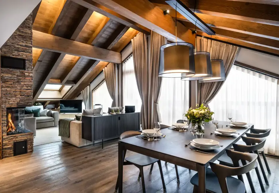 Falcon Lodge, Meribel (self catered apartments) - A30 (©Philippe Gal)