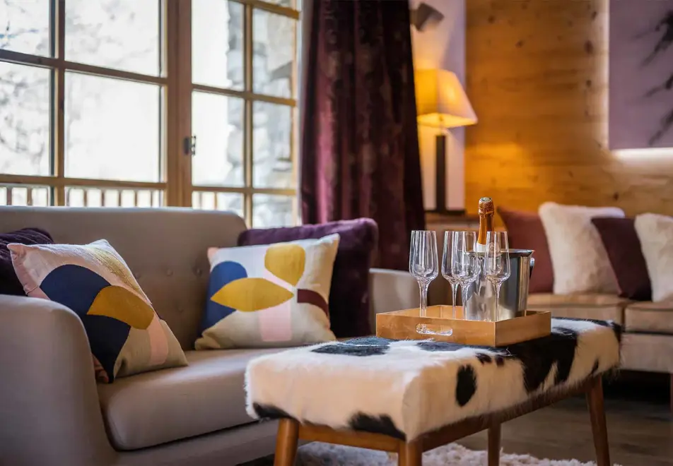 Chalet Davos, Val d'Isere (self catered or catered chalet) - Living area