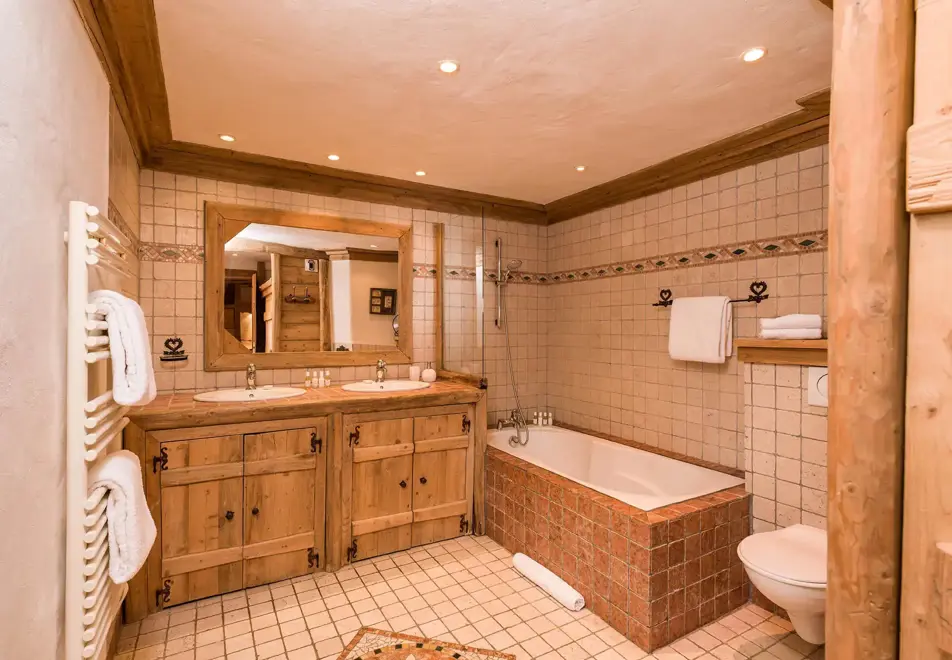 Chalet Arosa, Val d'Isere (self catered or catered chalet) - Bathroom