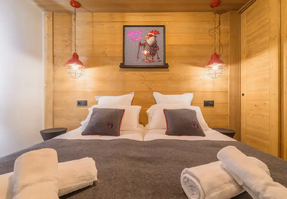l'Eclat des Veriaz, Megeve (self catered apartments & chalets) - Typical 2 bedroom apartment style